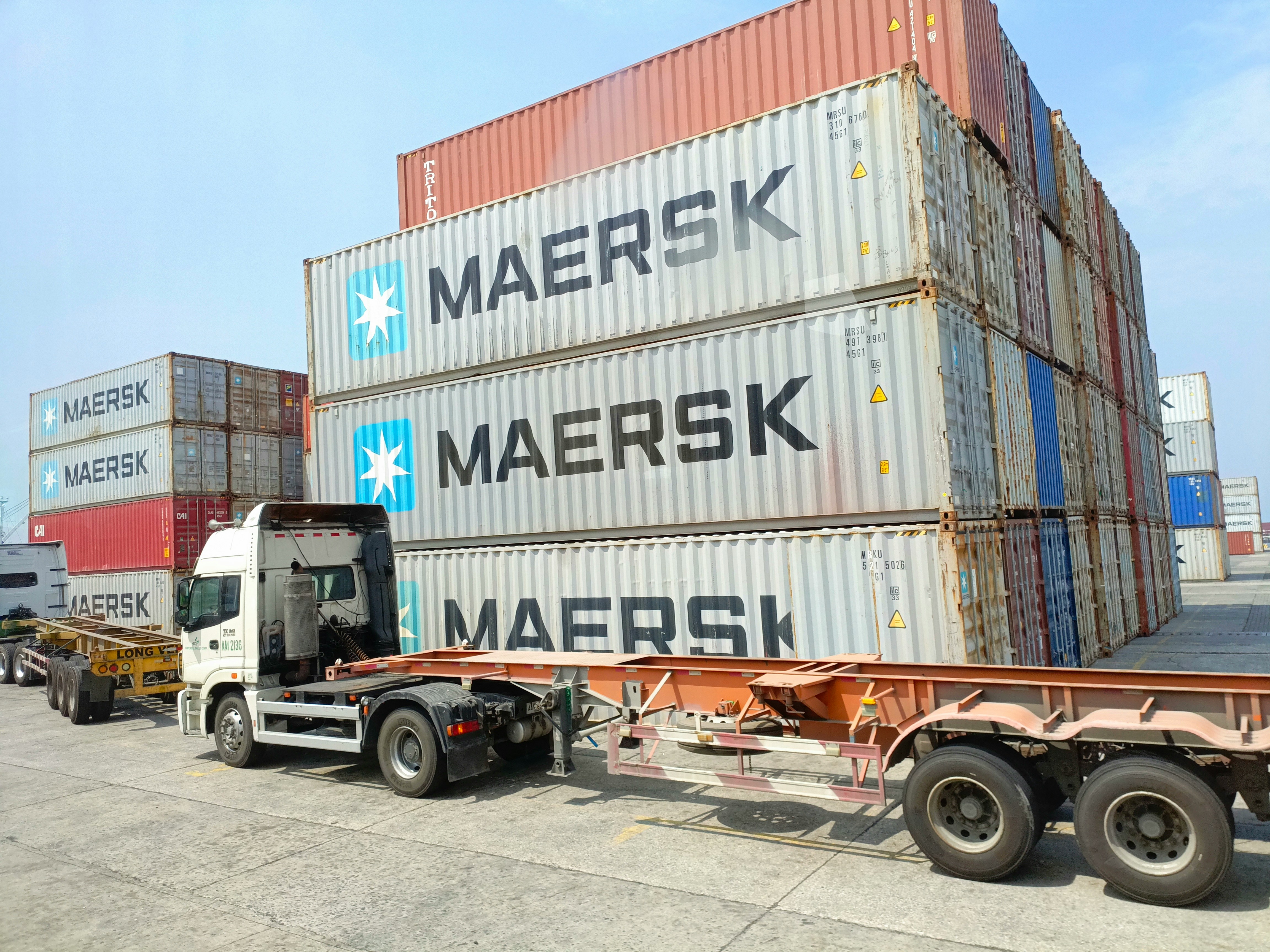 Home Kivaro Global - Export and Import Solutions